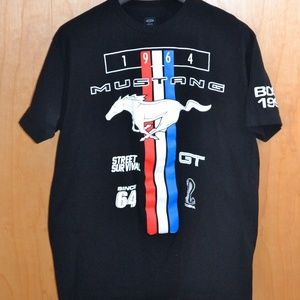 Men's XL Black Ford Mustang short sleeve tee